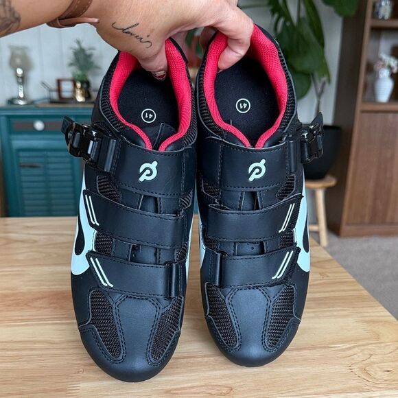 EUC Peloton Black and White Cycling Shoes - Men’s 8–8.5 / Women’s 9.5-10 - Picture 5 of 8